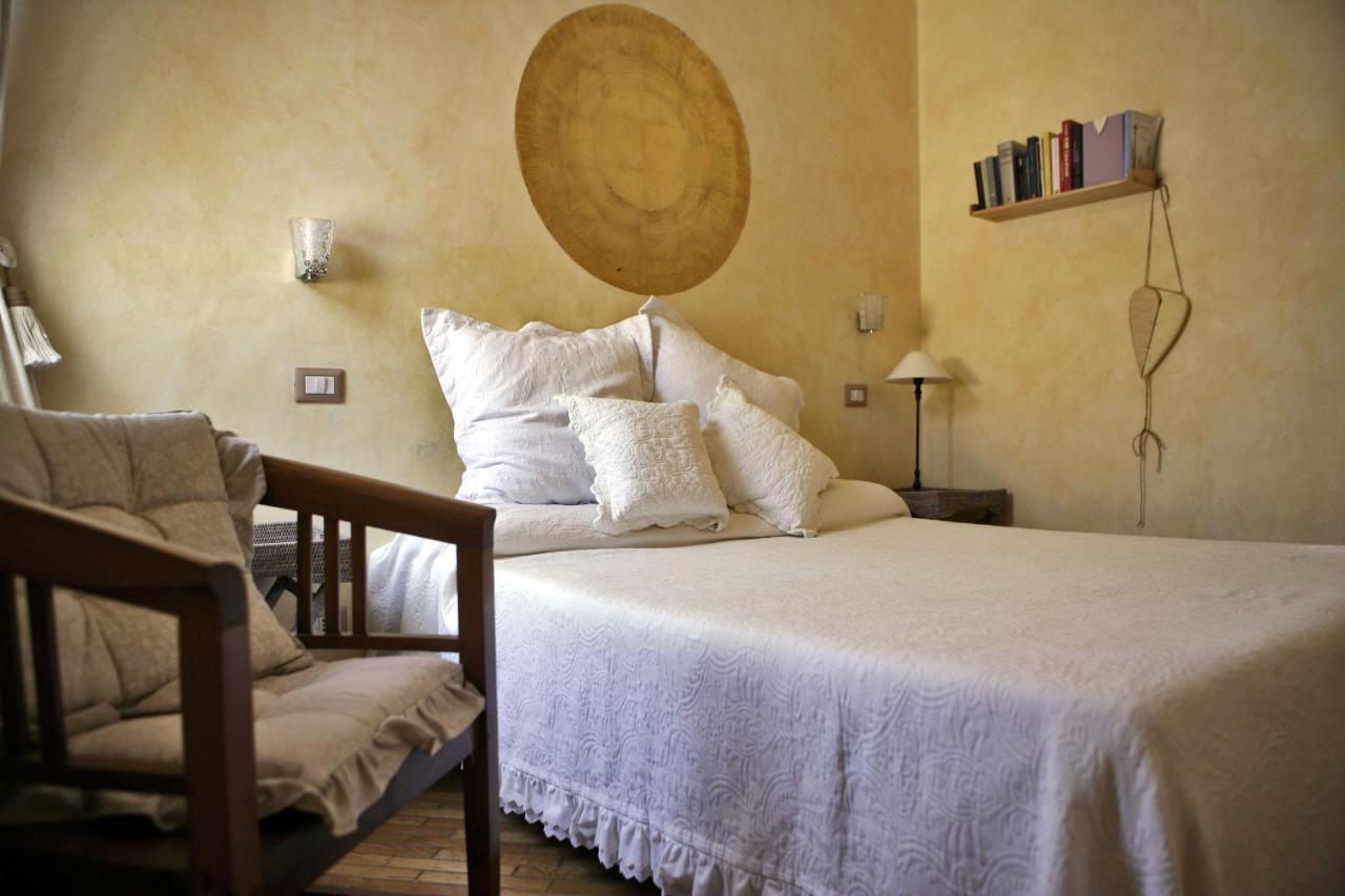 Locanda Di Mirandolina Tuscania Exterior photo