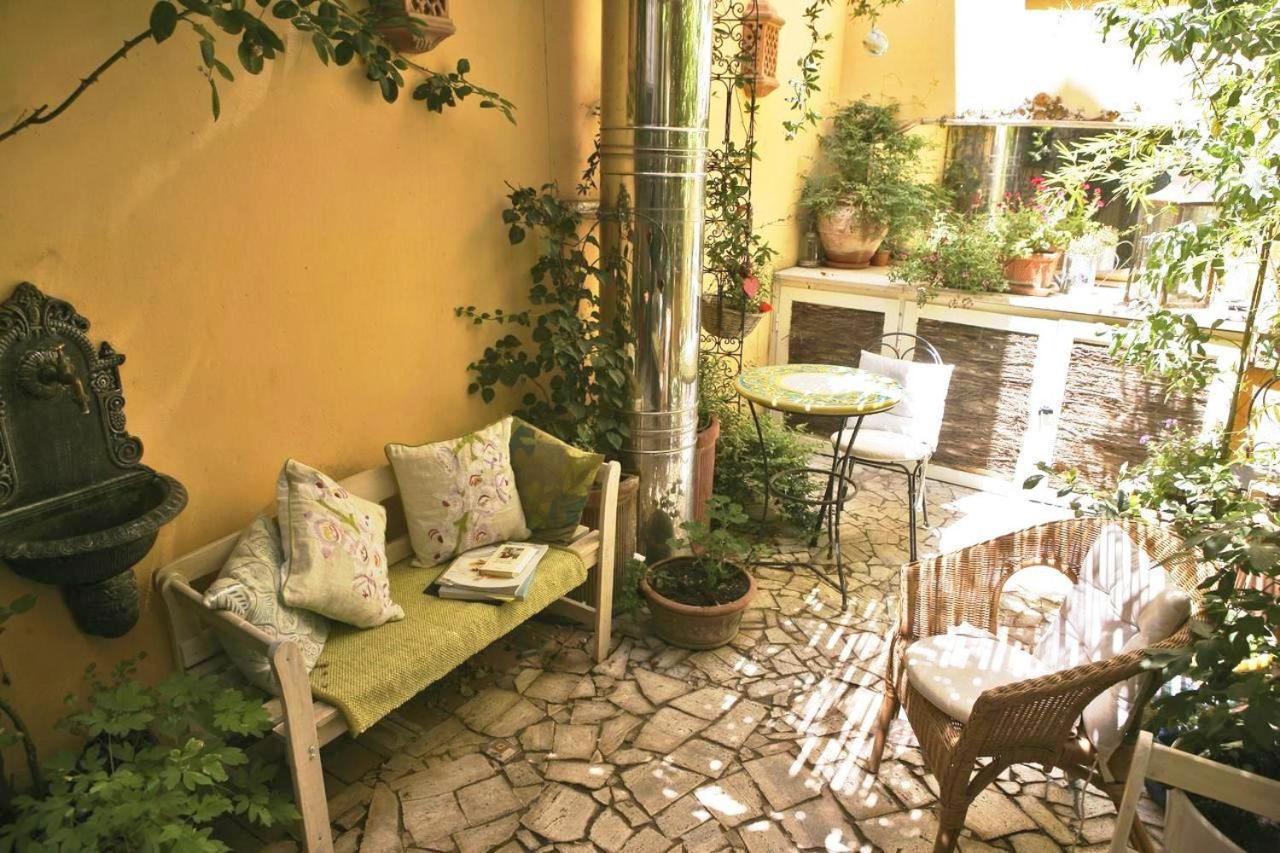Locanda Di Mirandolina Tuscania Exterior photo