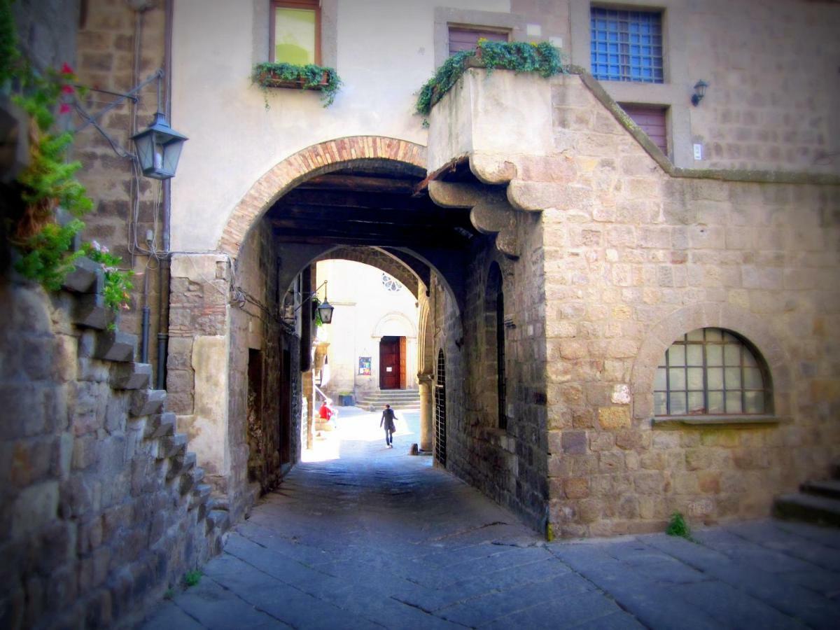 Locanda Di Mirandolina Tuscania Exterior photo
